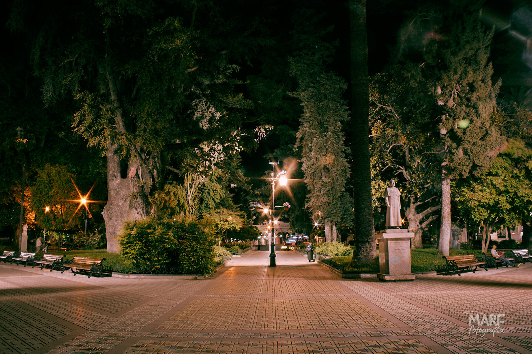 Plaza de Talca de Noche
